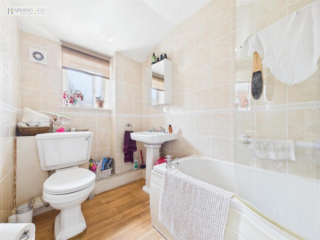 CAM01113 G0-PR0161-STILL012.jpg