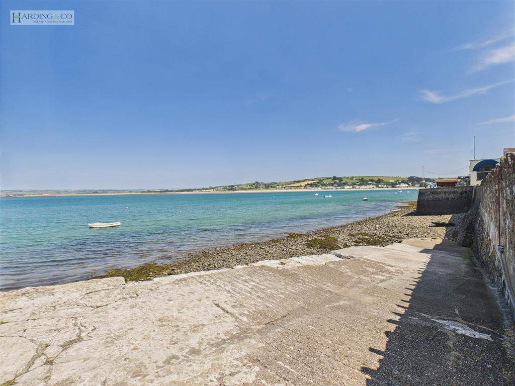 CAM01113 G0-PR0161-STILL021.jpg