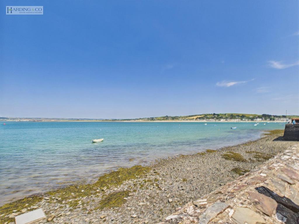 CAM01113 G0-PR0161-STILL022.jpg