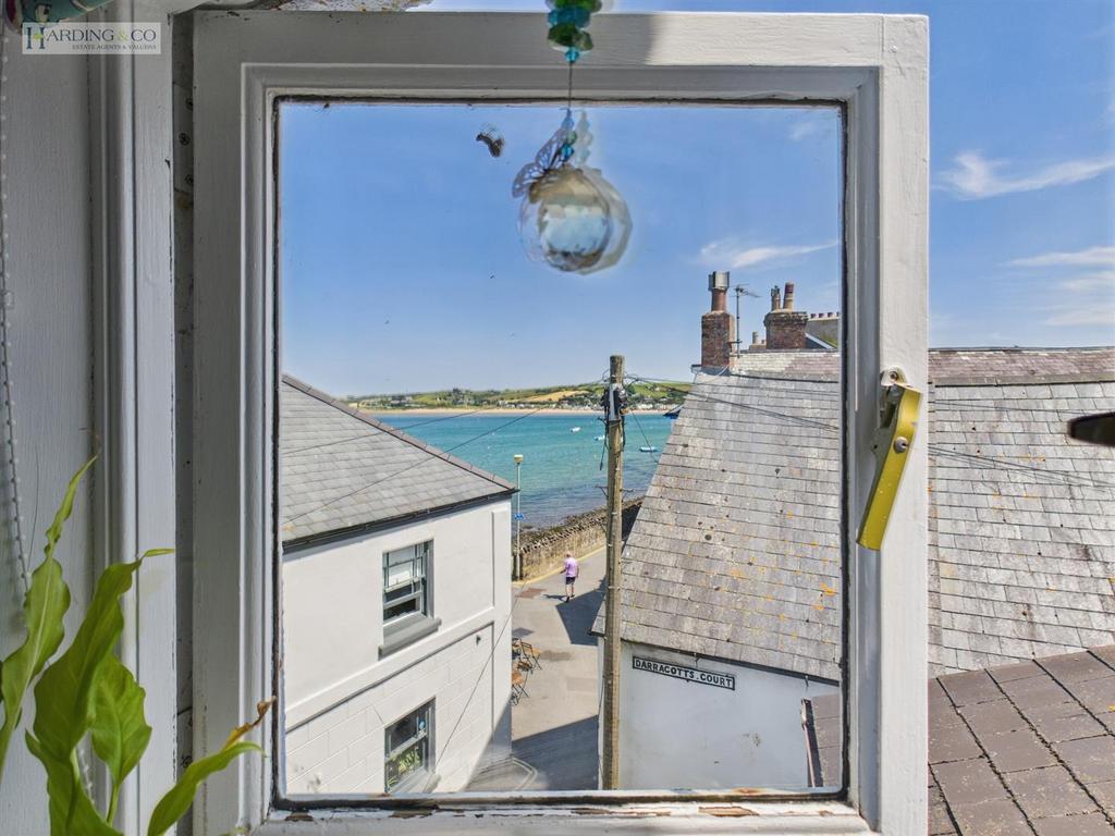 CAM01113 G0-PR0161-STILL016.jpg