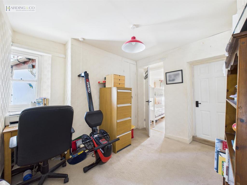 CAM01113 G0-PR0161-STILL010.jpg