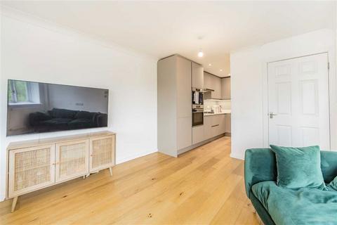 60 Island Row, London, E14 7HU