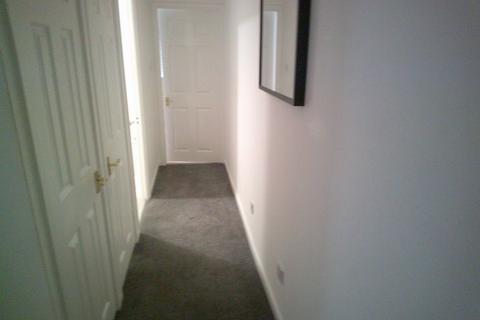 1 bedroom flat to rent, Hutchins Close, Hornchurch RM12