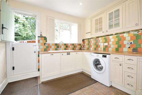 4 bedroom terraced house for sale, York Road, Brentford
