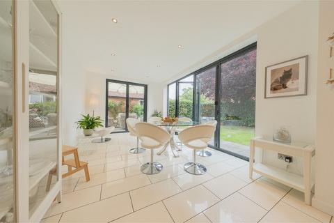 undefined, Leicester LE2