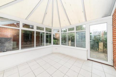 undefined, Goldings Rise, Loughton, IG10