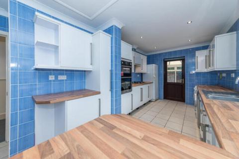 9 Goldings Rise, Loughton, IG10 2QP