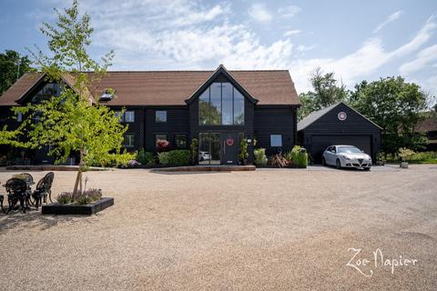 2 bedroom barn for sale, Maldon