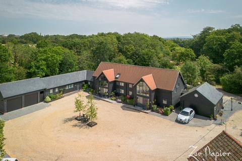 2 bedroom barn for sale, Maldon