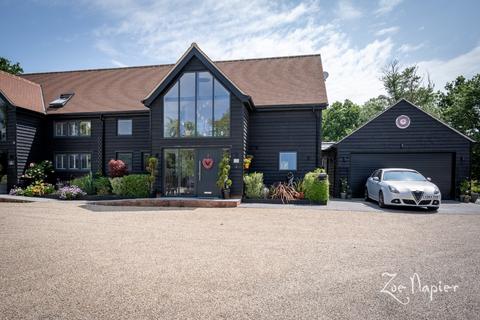 2 bedroom barn for sale, Maldon