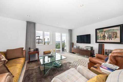 3 bedroom apartment for sale, Sylvan Hill, Crystal Palace, London, SE19