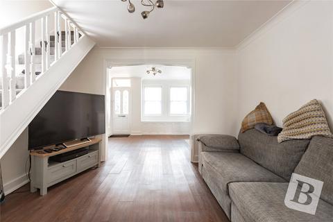 2 bedroom terraced house for sale, Marks Road, Romford, RM7