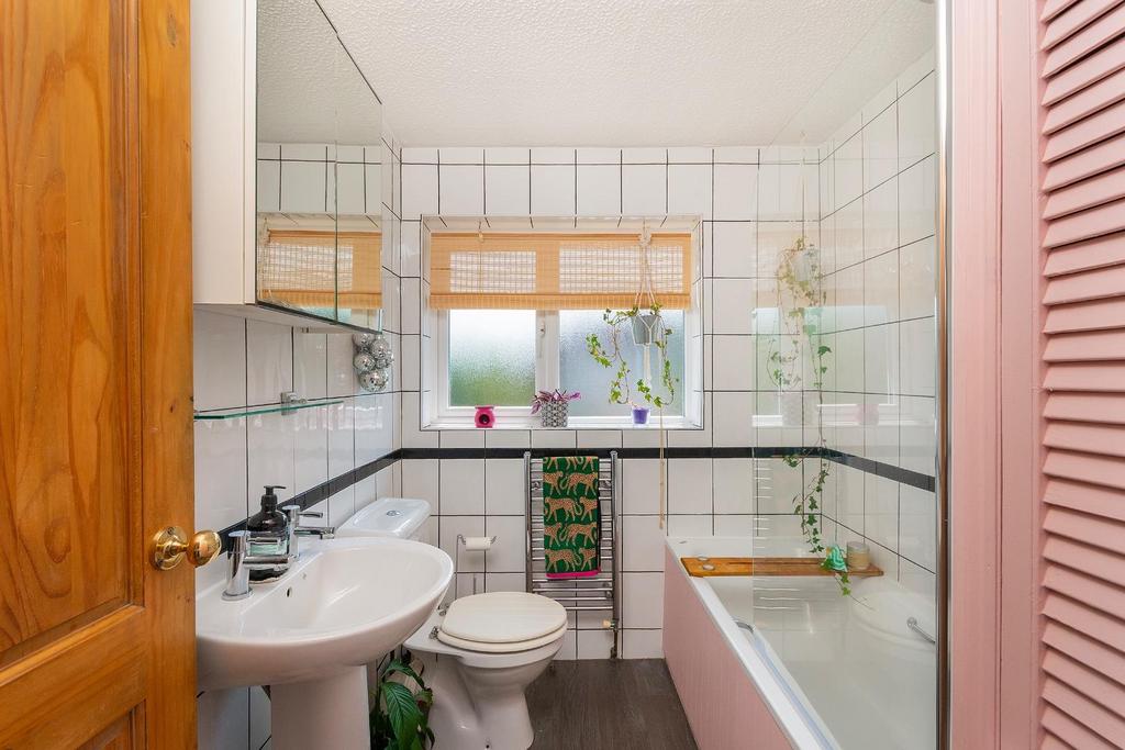 3 S3 RSAP - Bathroom D.jpg