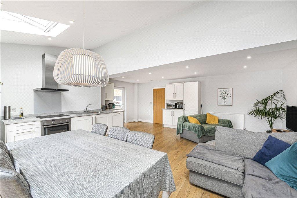 Kitchen/Living Room