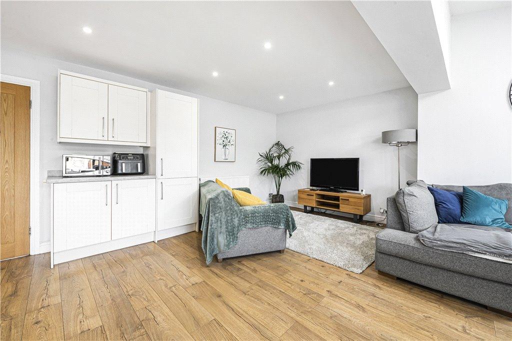 Kitchen/Living Room