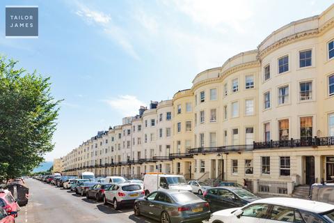 3 bedroom flat for sale, Brunswick Place, Hove, BN3
