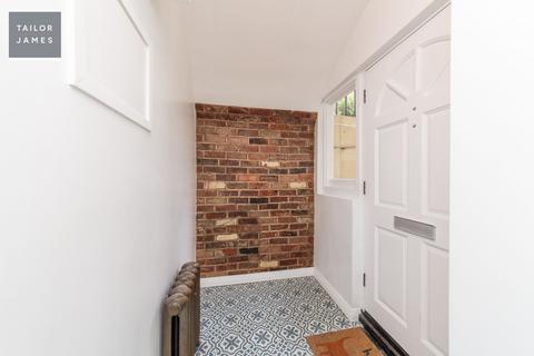 3 bedroom flat for sale, Brunswick Place, Hove, BN3