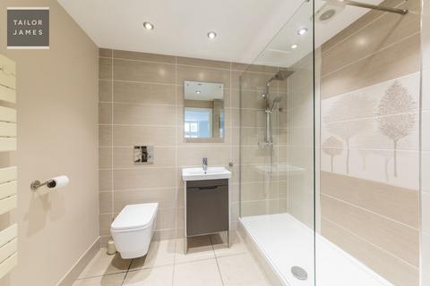 3 bedroom flat for sale, Brunswick Place, Hove, BN3