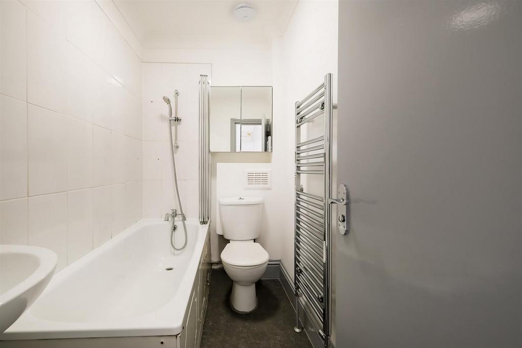 78-80 Spruce Hills Flat 1-2 web.jpg
