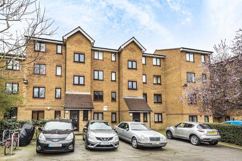 1 bedroom apartment to rent, Grinstead Road, Deptford SE8