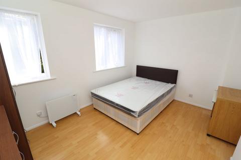 1 bedroom apartment to rent, Grinstead Road, Deptford SE8