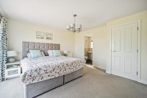 4 bedroom detached house to rent, Barnsley Close,  Tadpole Garden Village,  SN25