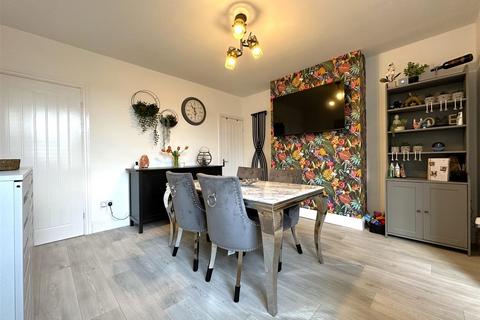2 bedroom terraced house for sale, Lime Grove, Newark