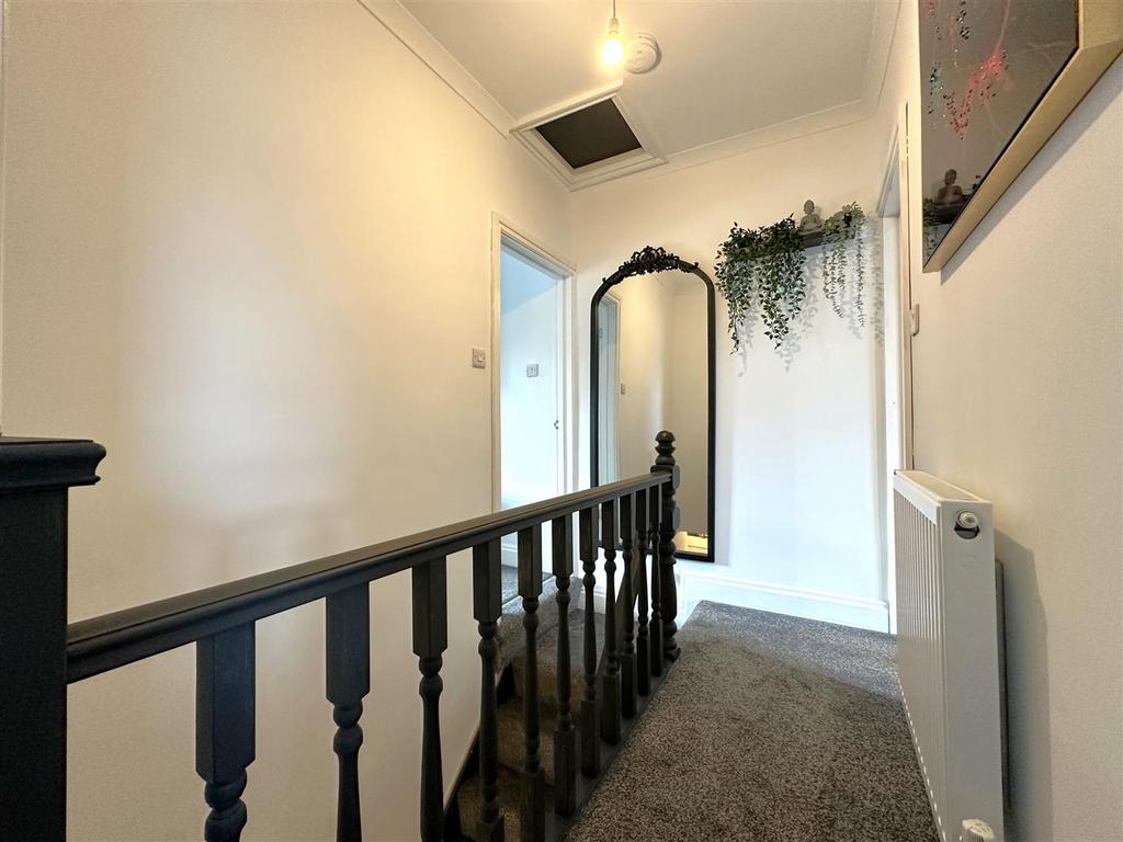 First Floor Landing 448