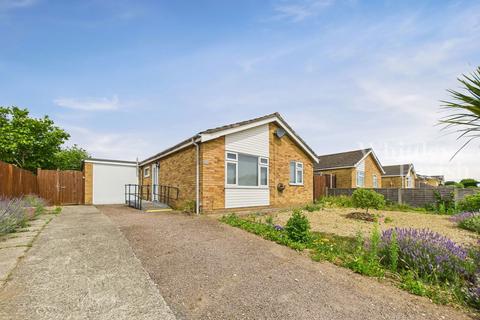 76 Clover Road, Attleborough, NR17 2JQ