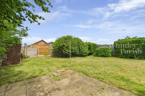 76 Clover Road, Attleborough, NR17 2JQ