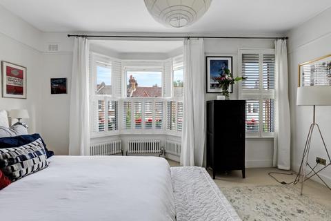 4 bedroom semi-detached house for sale, Montrave Road, Penge, London