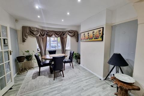 4 bedroom semi-detached house for sale, Crossways, South Croydon