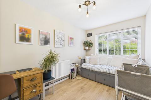 6 Rydons Wood Close, Coulsdon, CR5 1ST