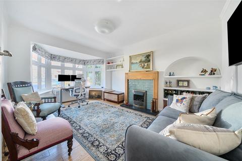 99 Wolsey Drive, Kingston Upon Thames, KT2 5DR