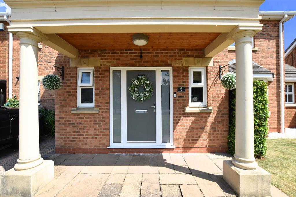 Entrance porch