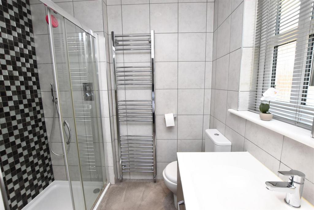 En suite shower room