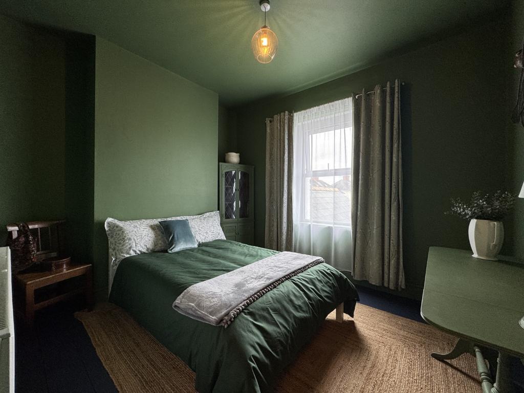 Double Bedroom 4