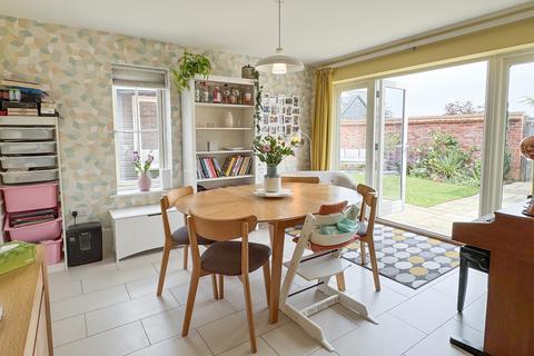 3 bedroom property for sale, Chearsley, Buckinghamshire, HP18
