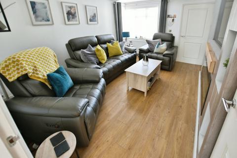 4 bedroom detached house for sale, Hardwick Drive, Gwersyllt, LL11