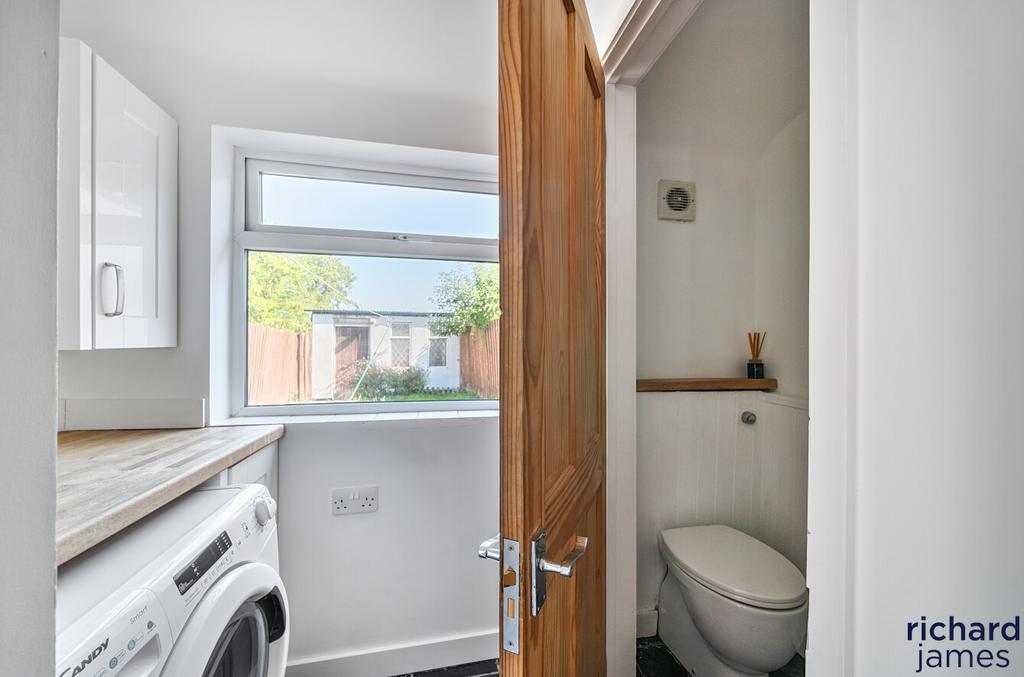 682de60b3bc14959b478742a51e91c9b