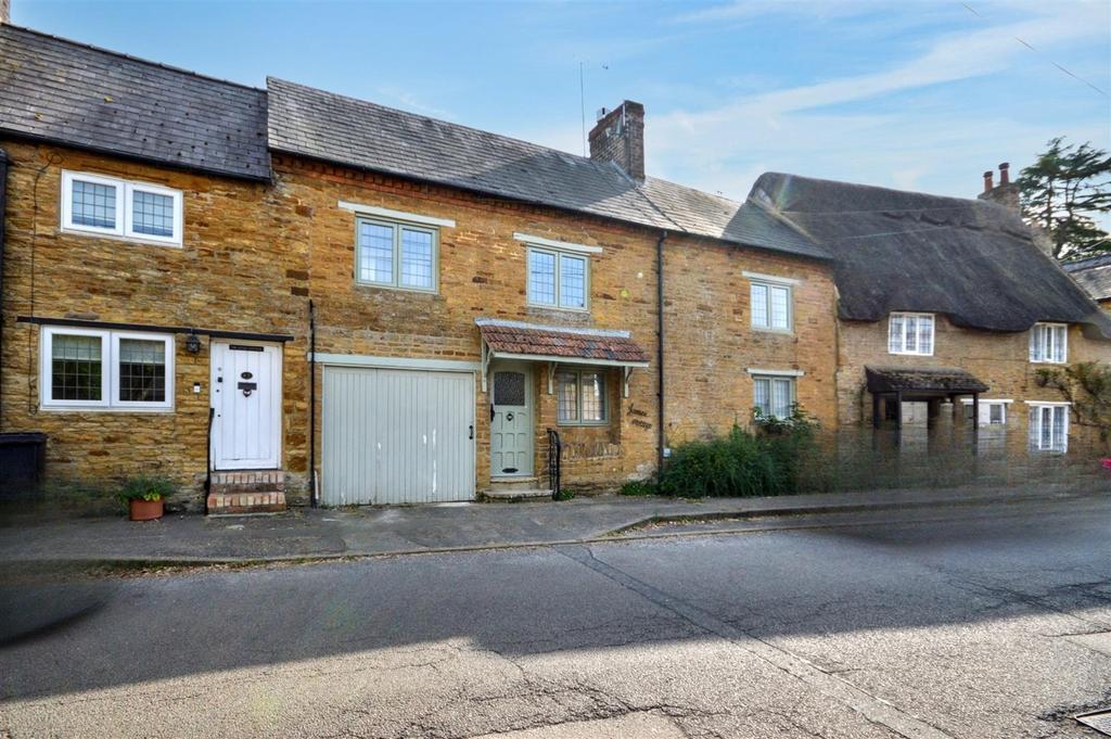 Outside (7)-fotor-20250621124719.png