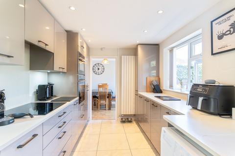 3 Ambryn Road, New Inn, Pontypool, NP4 0NJ