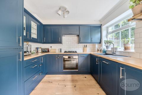 17 Cranstoun Close, Guildford, GU3 3HL