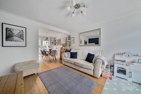 17 Cranstoun Close, Guildford, GU3 3HL