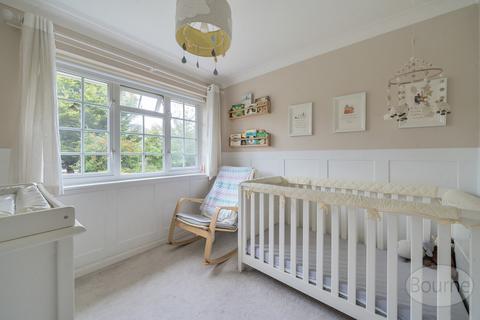 17 Cranstoun Close, Guildford, GU3 3HL