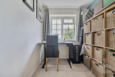 17 Cranstoun Close, Guildford, GU3 3HL