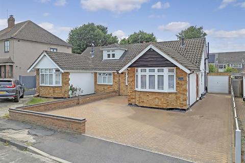 3 bedroom semi-detached house for sale, Wick Glen, Billericay