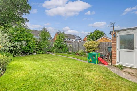 3 bedroom semi-detached house for sale, Wick Glen, Billericay