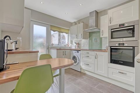 3 bedroom semi-detached house for sale, Wick Glen, Billericay