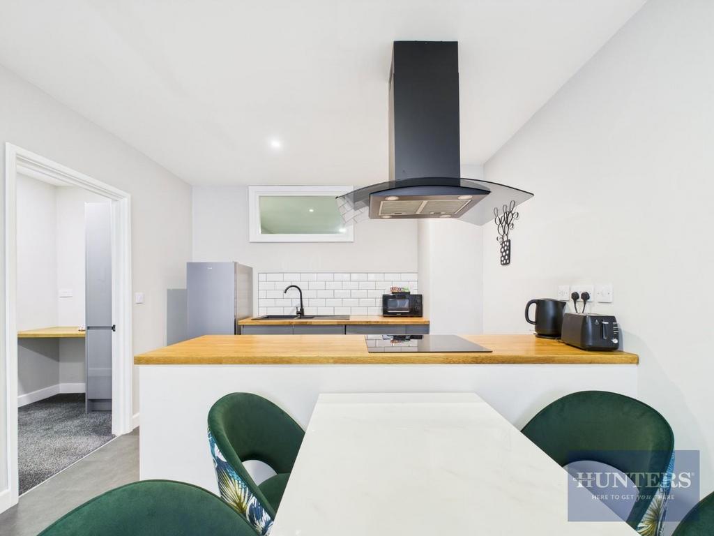 Kitchen / Living Room
